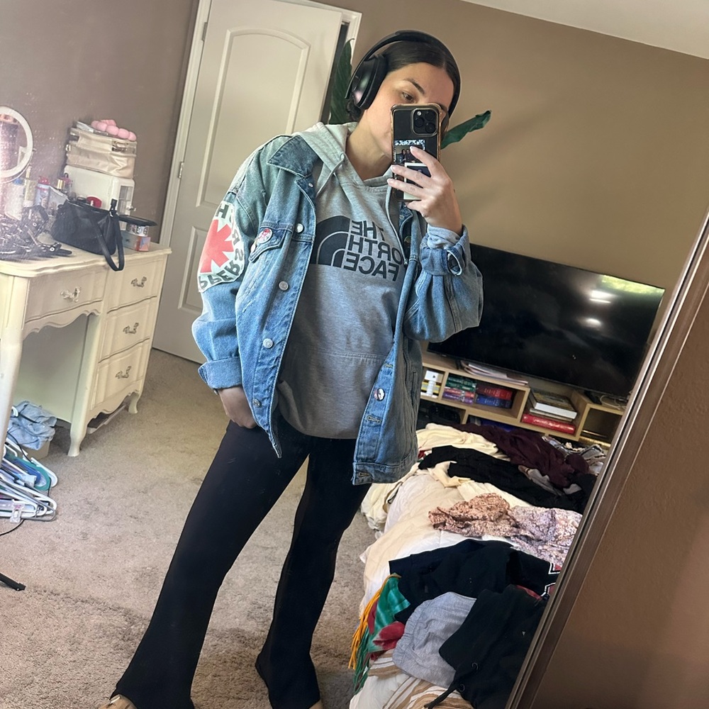 Jean jacket - Picture 10 of 13